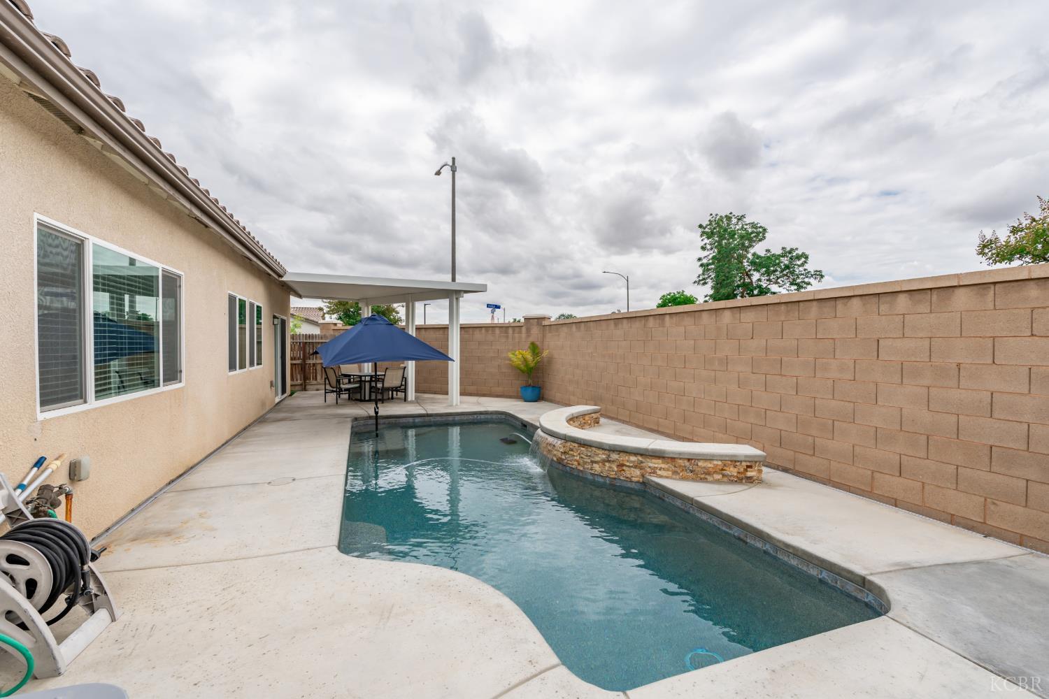 1155 Narwhal, Lemoore, CA 93245