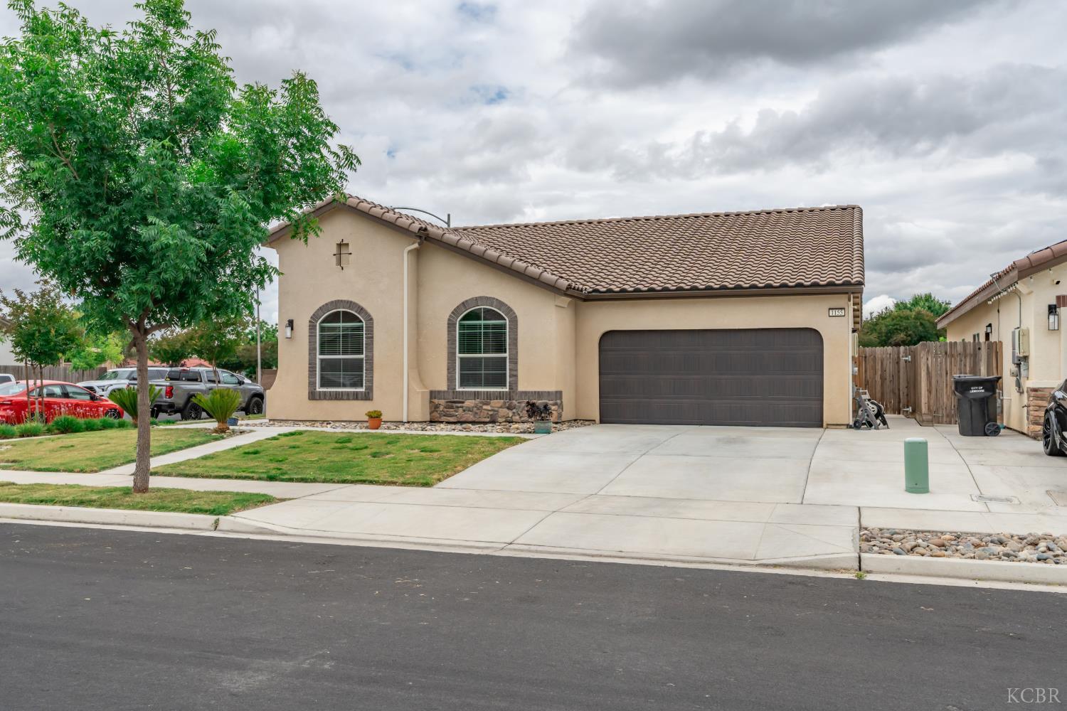 1155 Narwhal, Lemoore, CA 93245