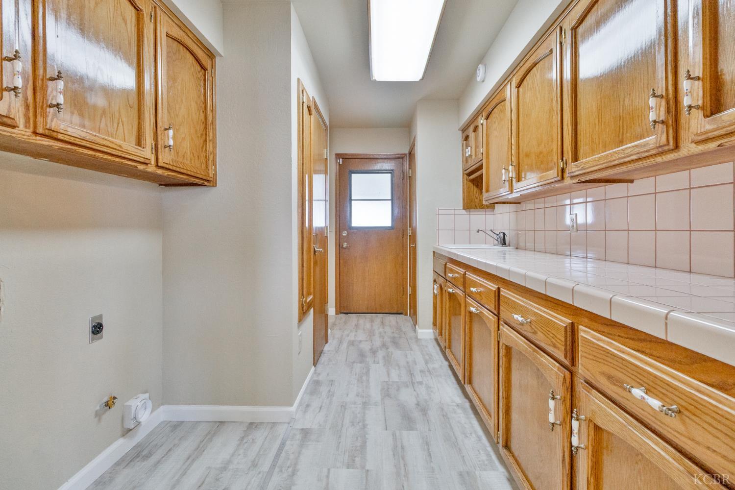 9200 Highway 41, Lemoore, CA 93245