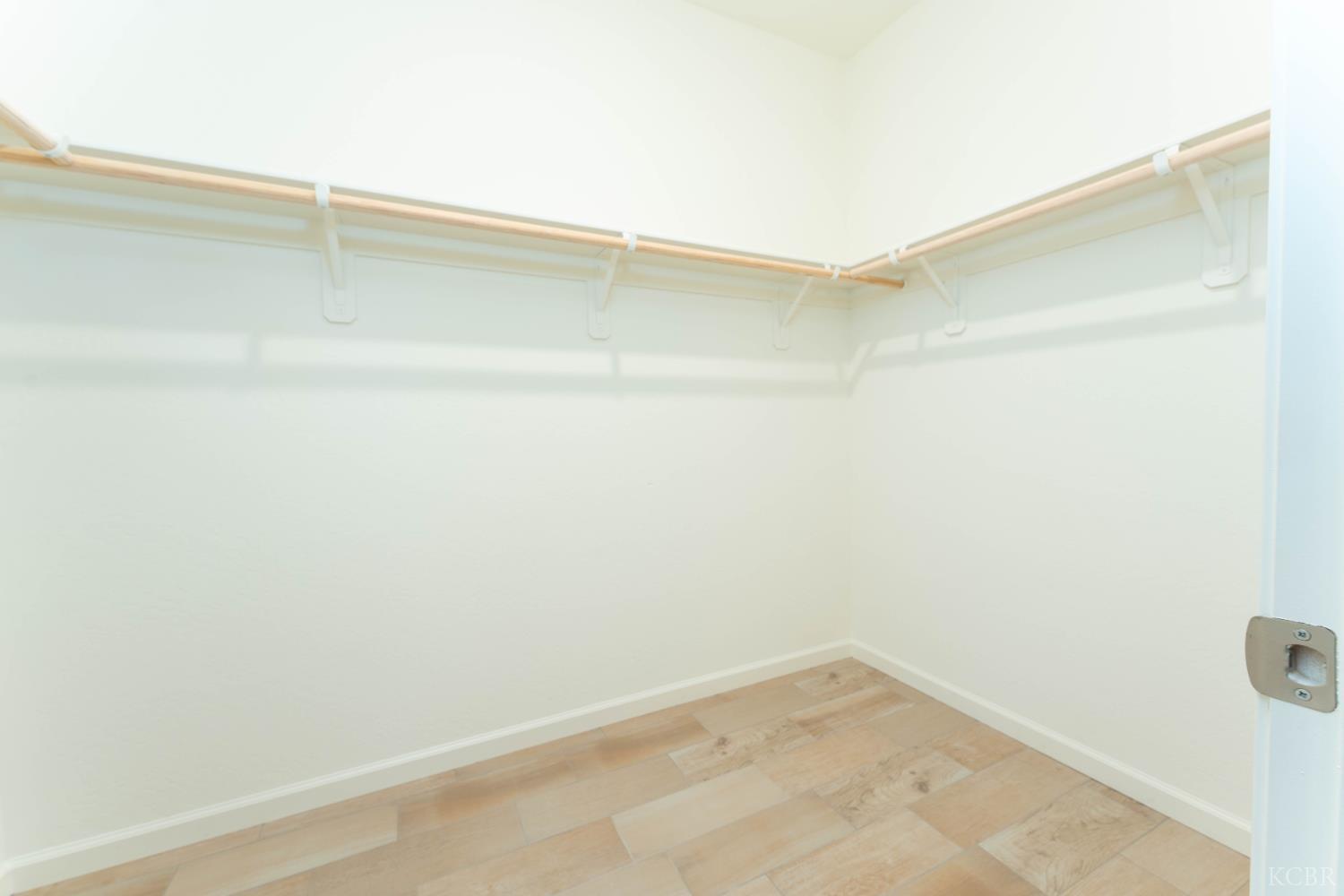 30480 Bellwood Rd, Visalia, CA 93291