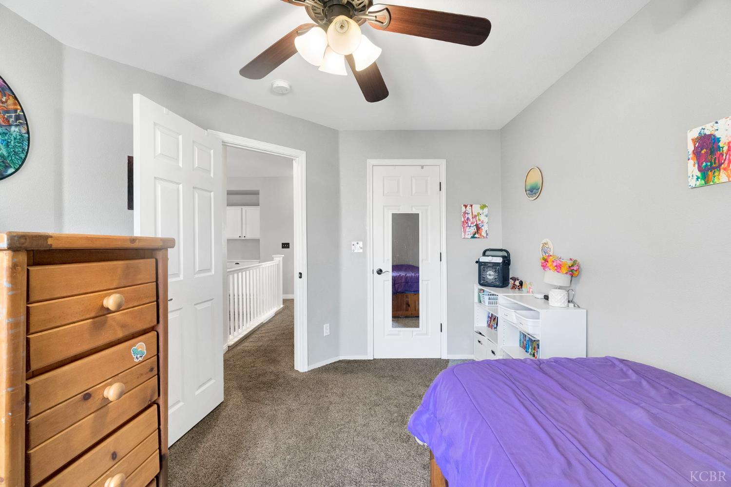 917 W Windsor Dr, Hanford, CA 93230