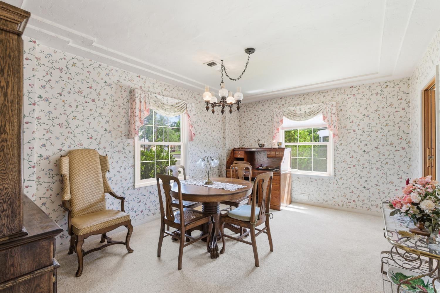 439 W Bush St, Lemoore, CA 93245