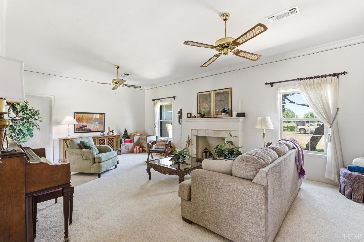 439 W Bush St, Lemoore, CA 93245