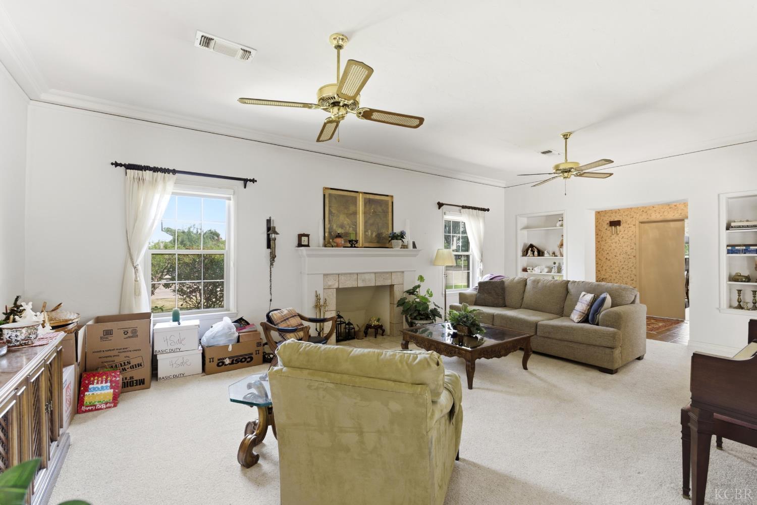439 W Bush St, Lemoore, CA 93245
