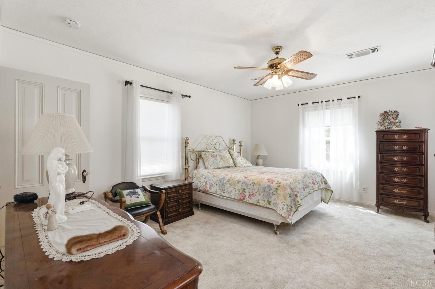 439 W Bush St, Lemoore, CA 93245