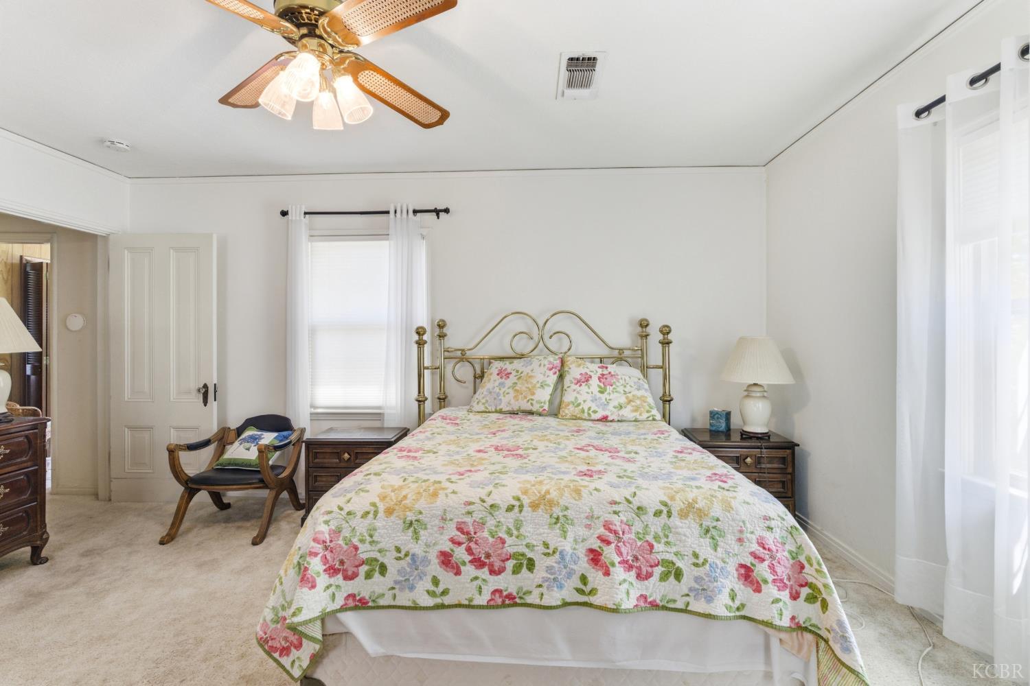 439 W Bush St, Lemoore, CA 93245