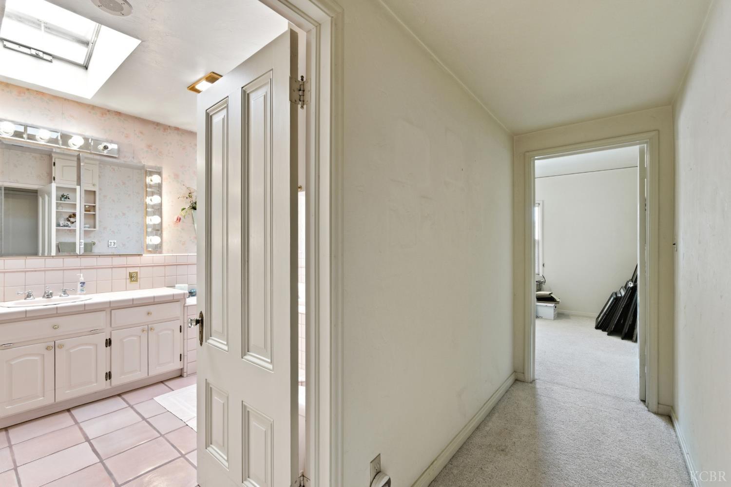 439 W Bush St, Lemoore, CA 93245
