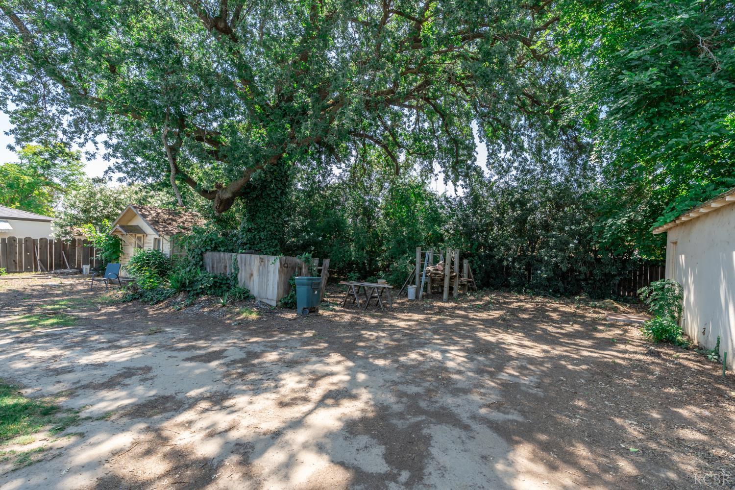 439 W Bush St, Lemoore, CA 93245