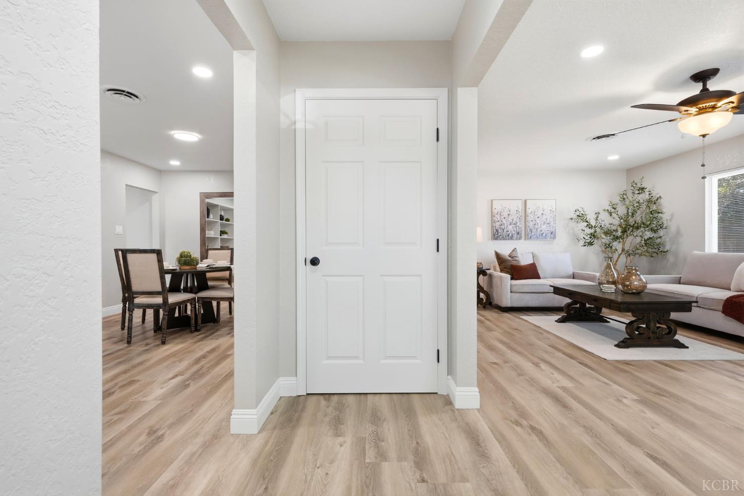 2245 E Lemmon Way, Hanford, CA 93230