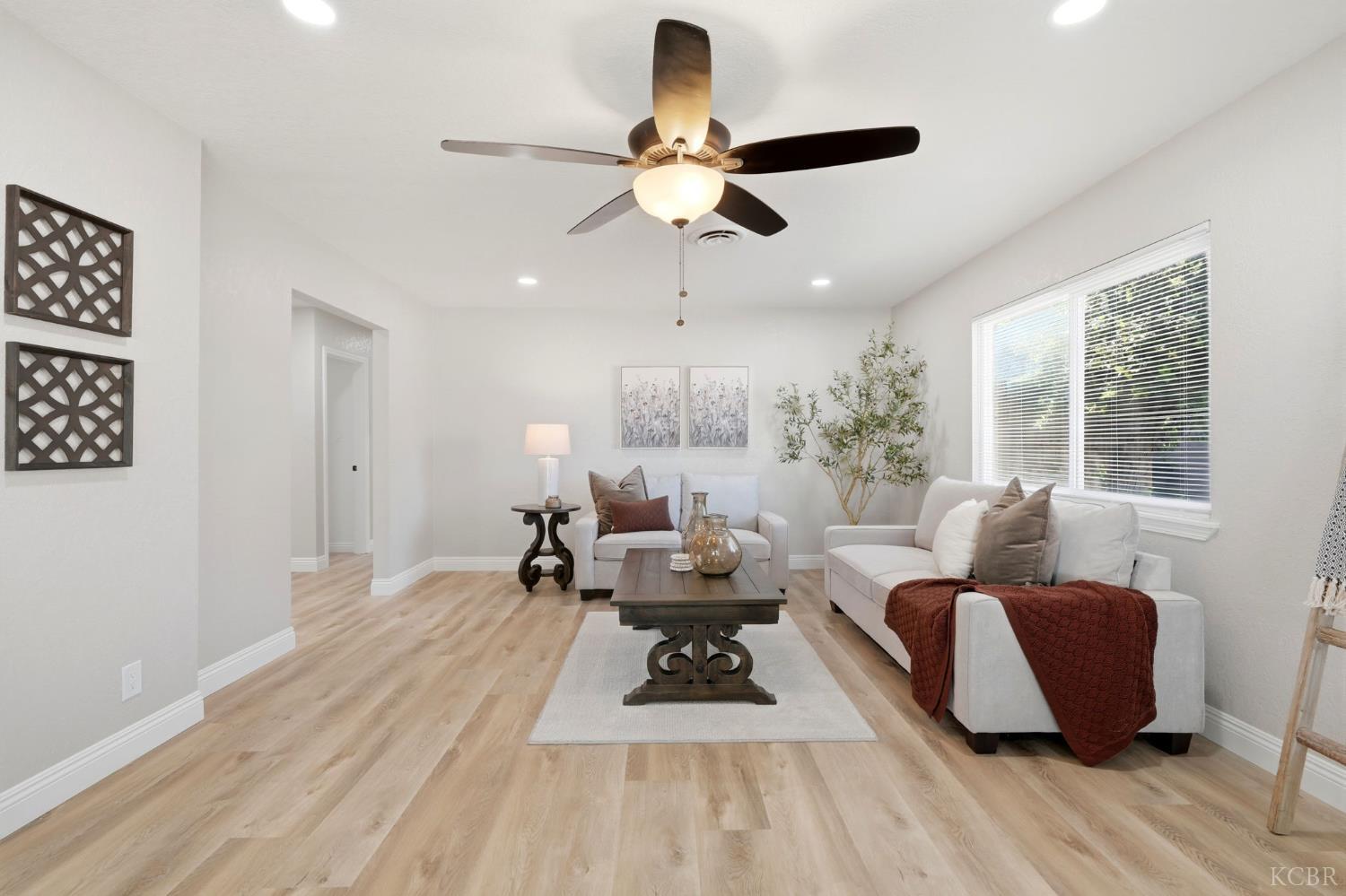 2245 E Lemmon Way, Hanford, CA 93230