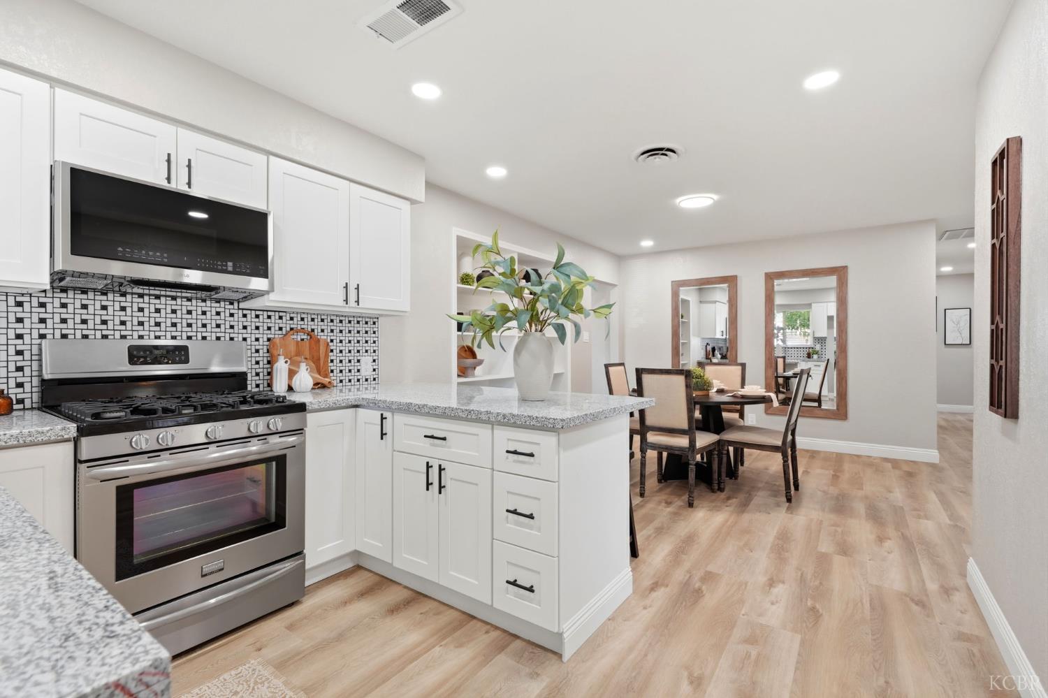 2245 E Lemmon Way, Hanford, CA 93230