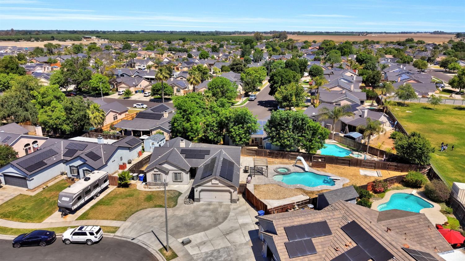 1384 Tulip St, Lemoore, CA 93245
