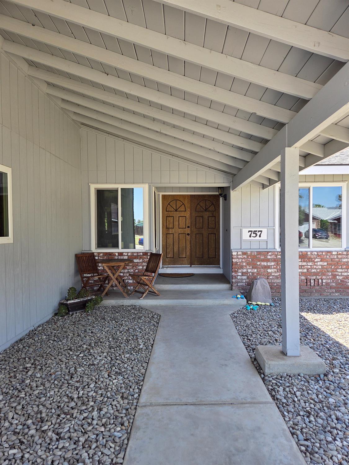 757 Redwood Ln, Lemoore, CA 93245