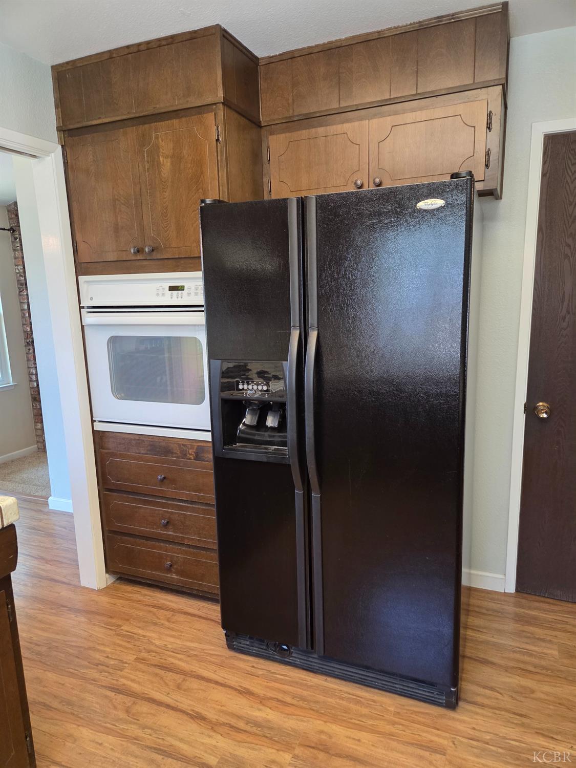 757 Redwood Ln, Lemoore, CA 93245