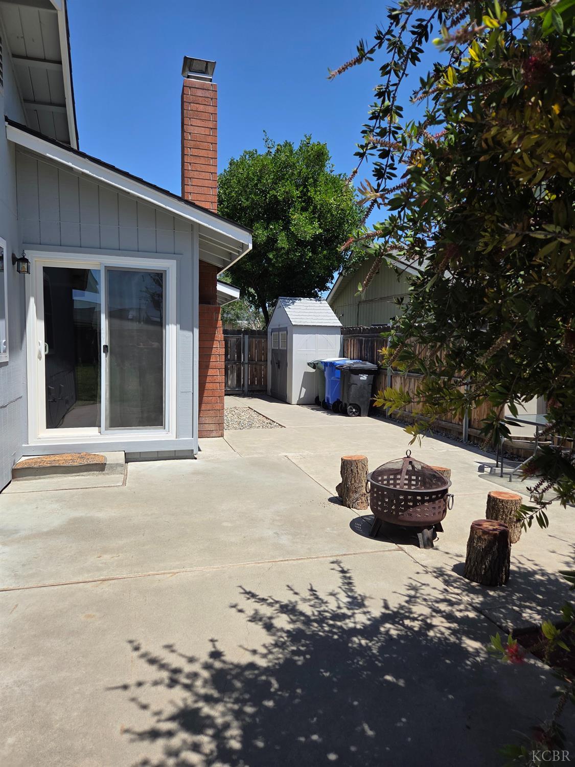 757 Redwood Ln, Lemoore, CA 93245