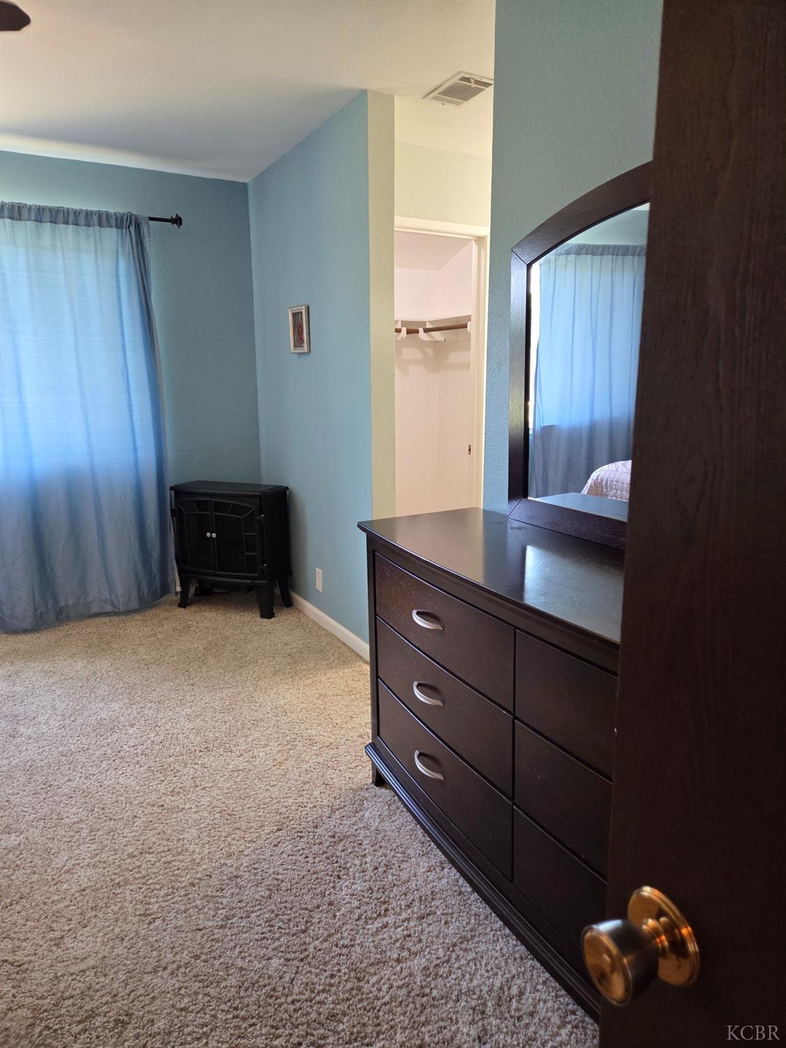 757 Redwood Ln, Lemoore, CA 93245