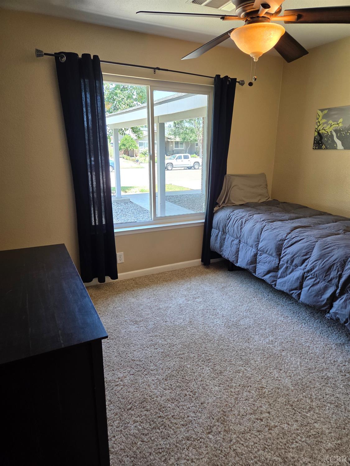 757 Redwood Ln, Lemoore, CA 93245