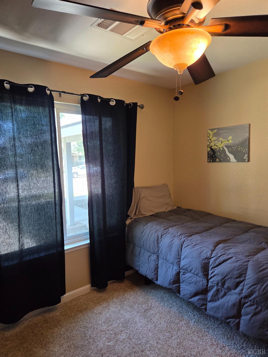 757 Redwood Ln, Lemoore, CA 93245