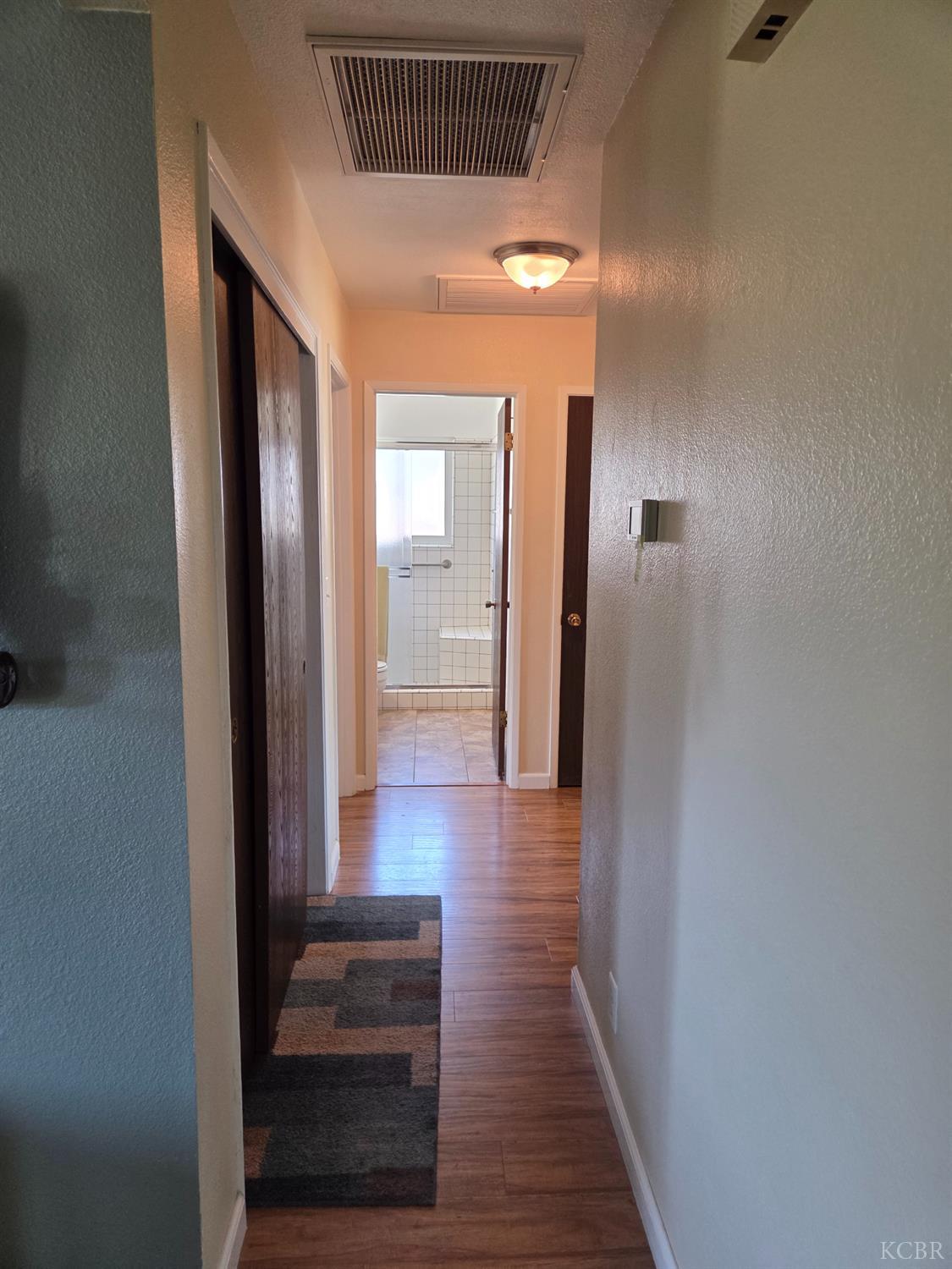 757 Redwood Ln, Lemoore, CA 93245