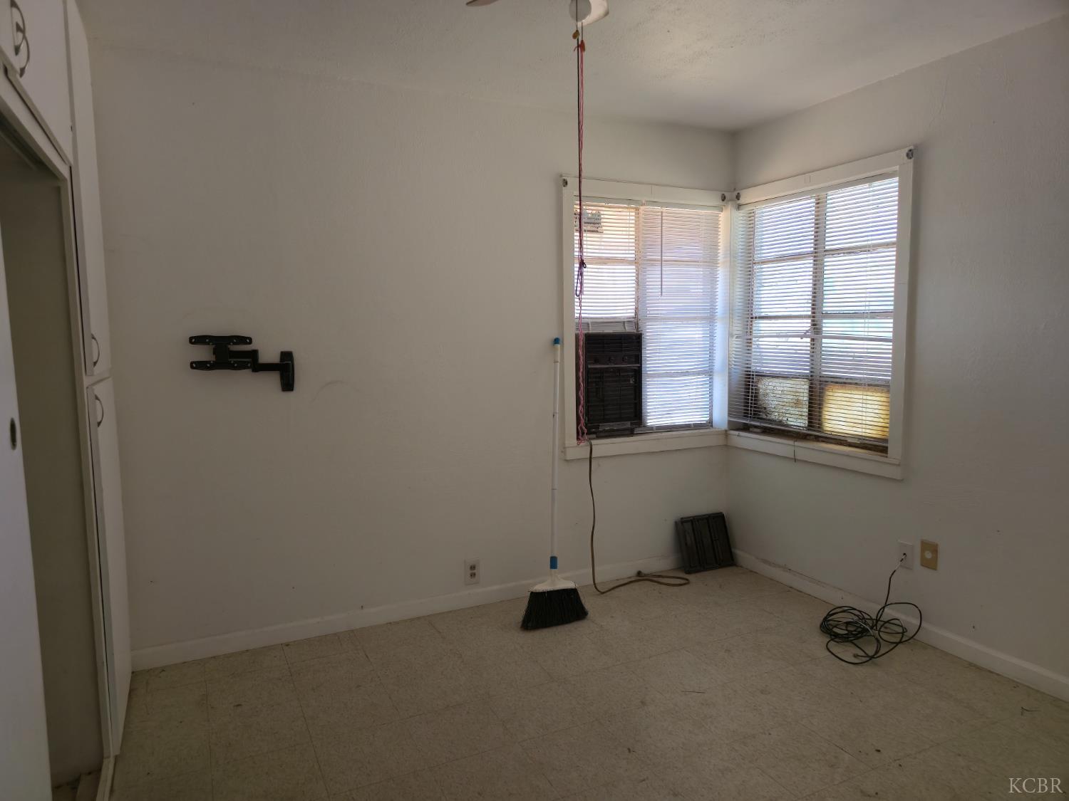 3346 W Kruger Ave, Riverdale, CA 93656