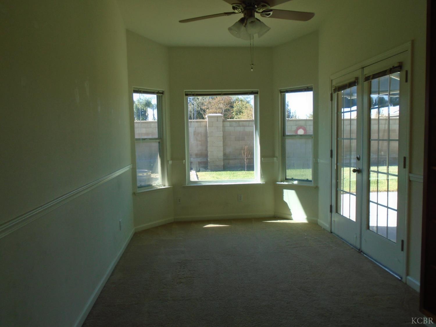 2288 N Arbor Ave, Hanford, CA 93230