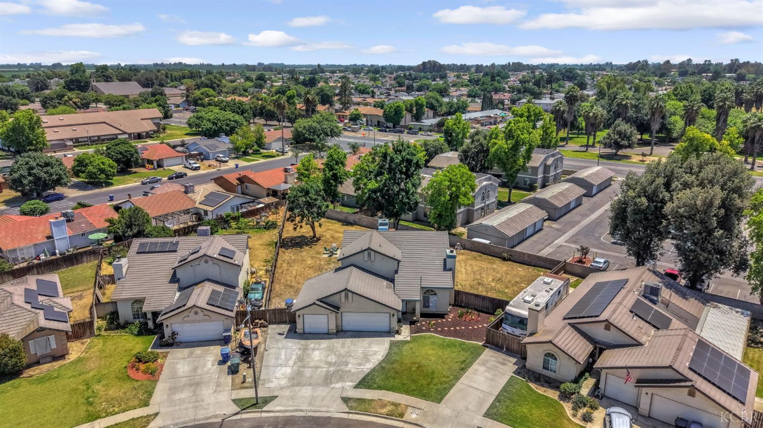 717 E Spring Ln, Lemoore, CA 93245