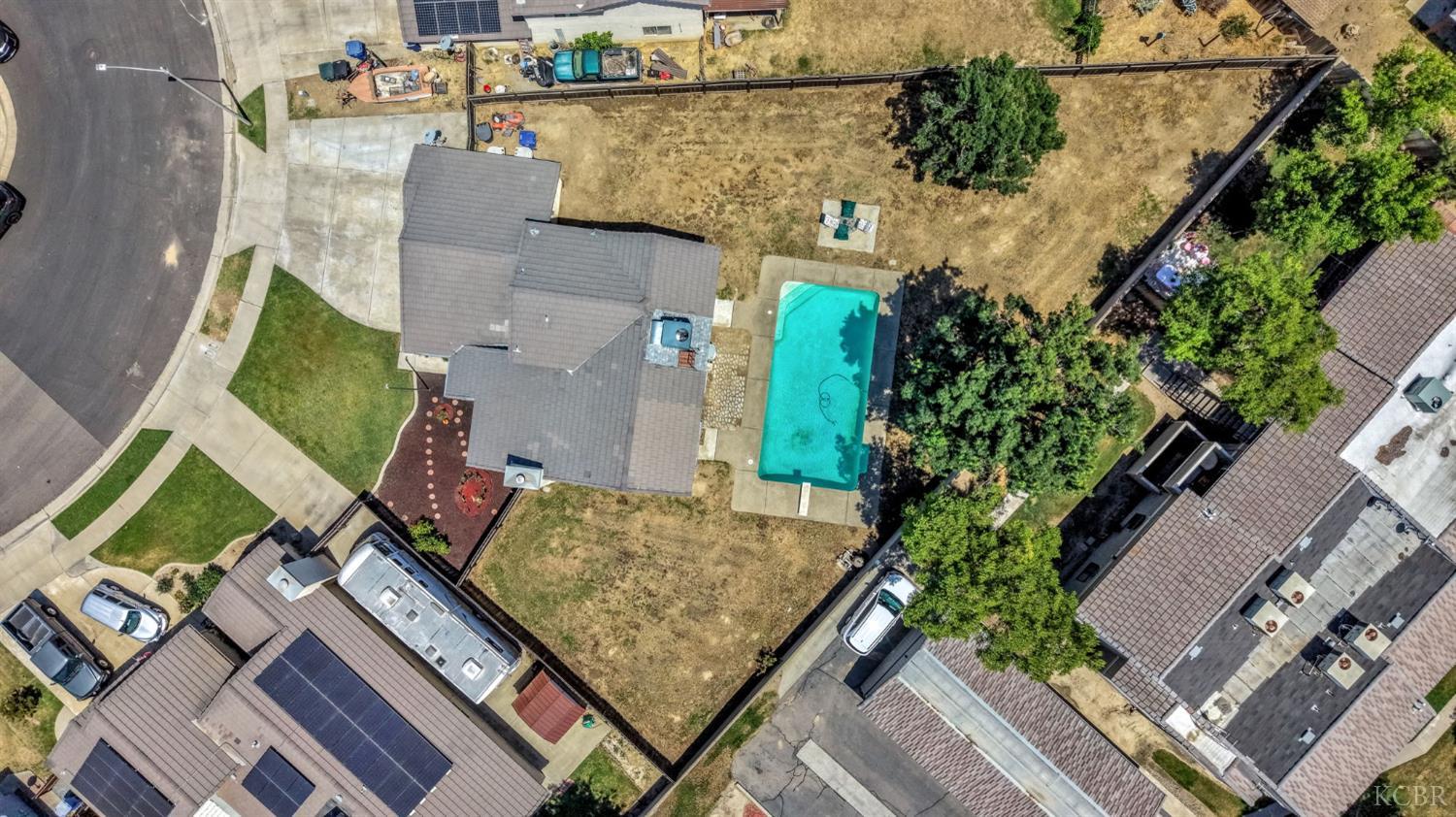 717 E Spring Ln, Lemoore, CA 93245