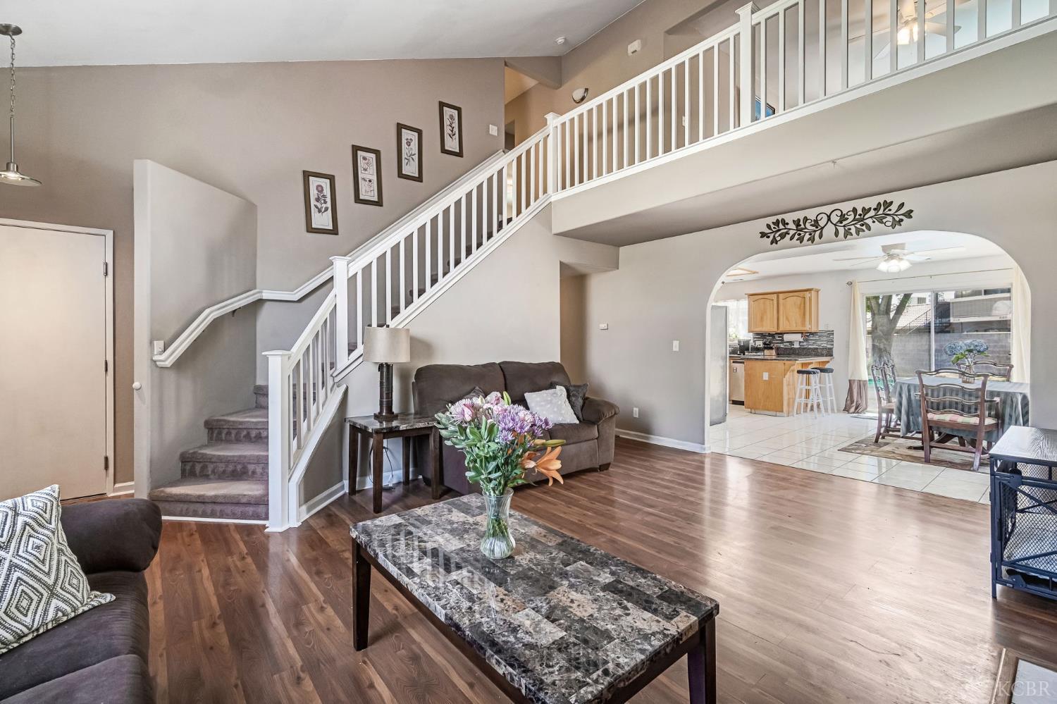 717 E Spring Ln, Lemoore, CA 93245