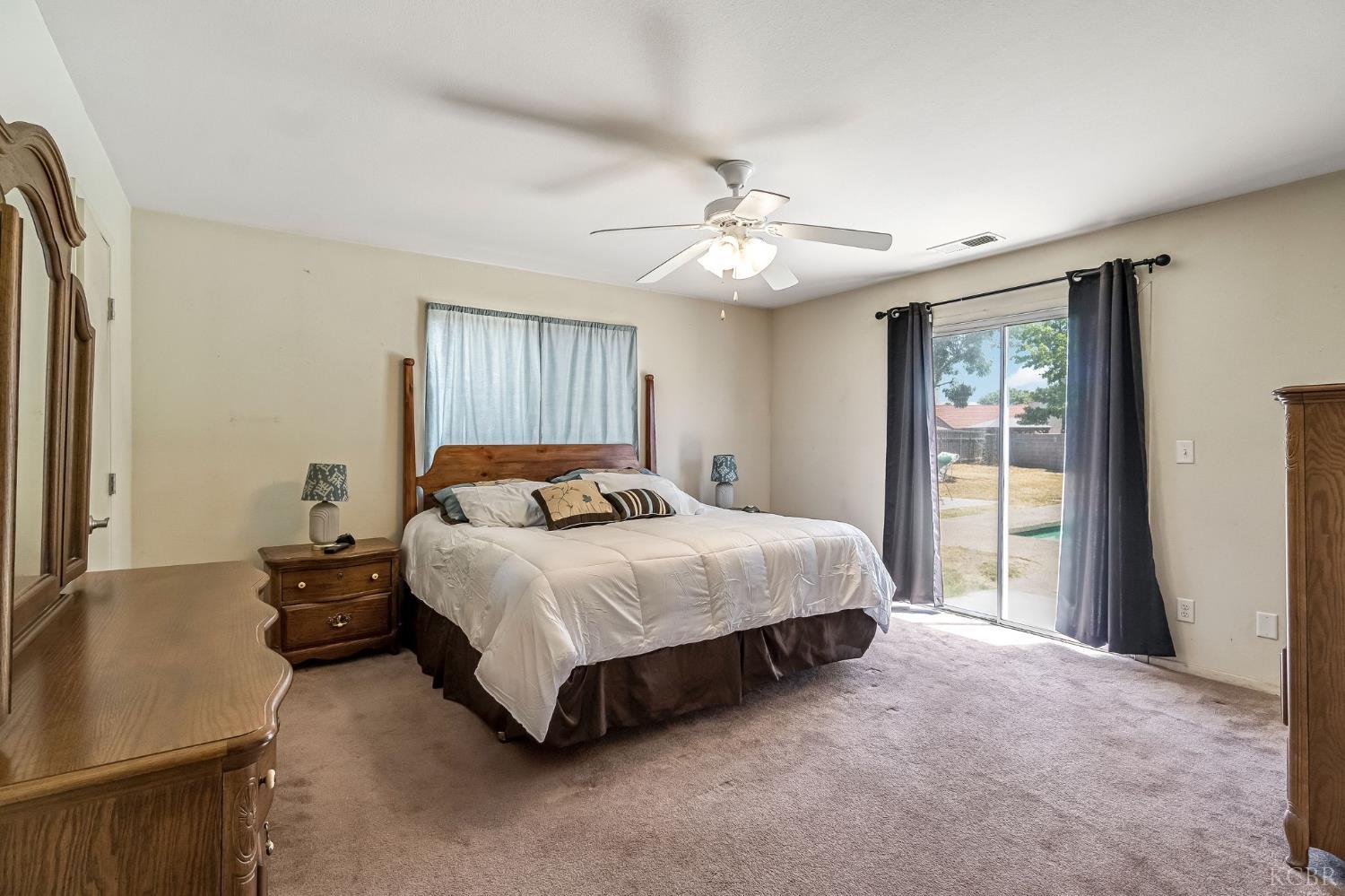 717 E Spring Ln, Lemoore, CA 93245