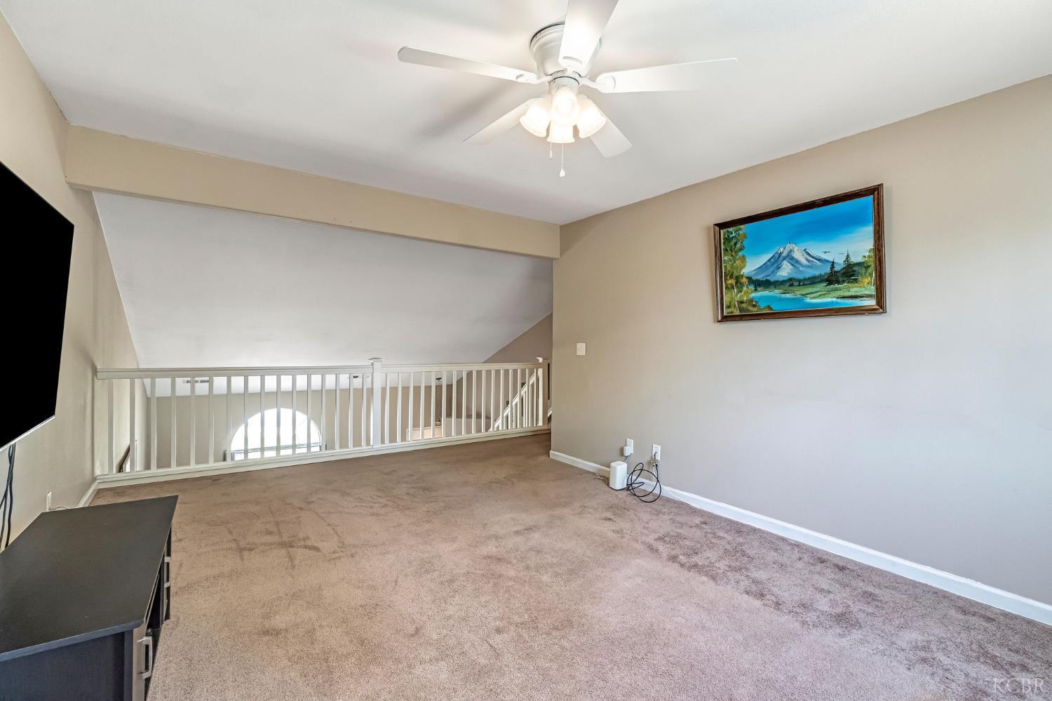 717 E Spring Ln, Lemoore, CA 93245