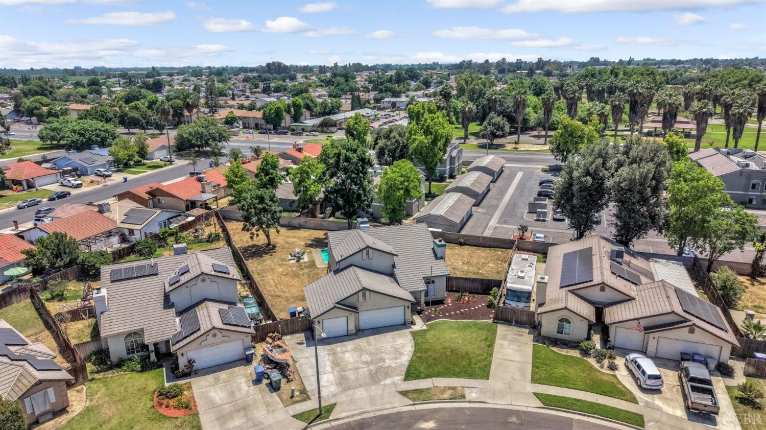 717 E Spring Ln, Lemoore, CA 93245