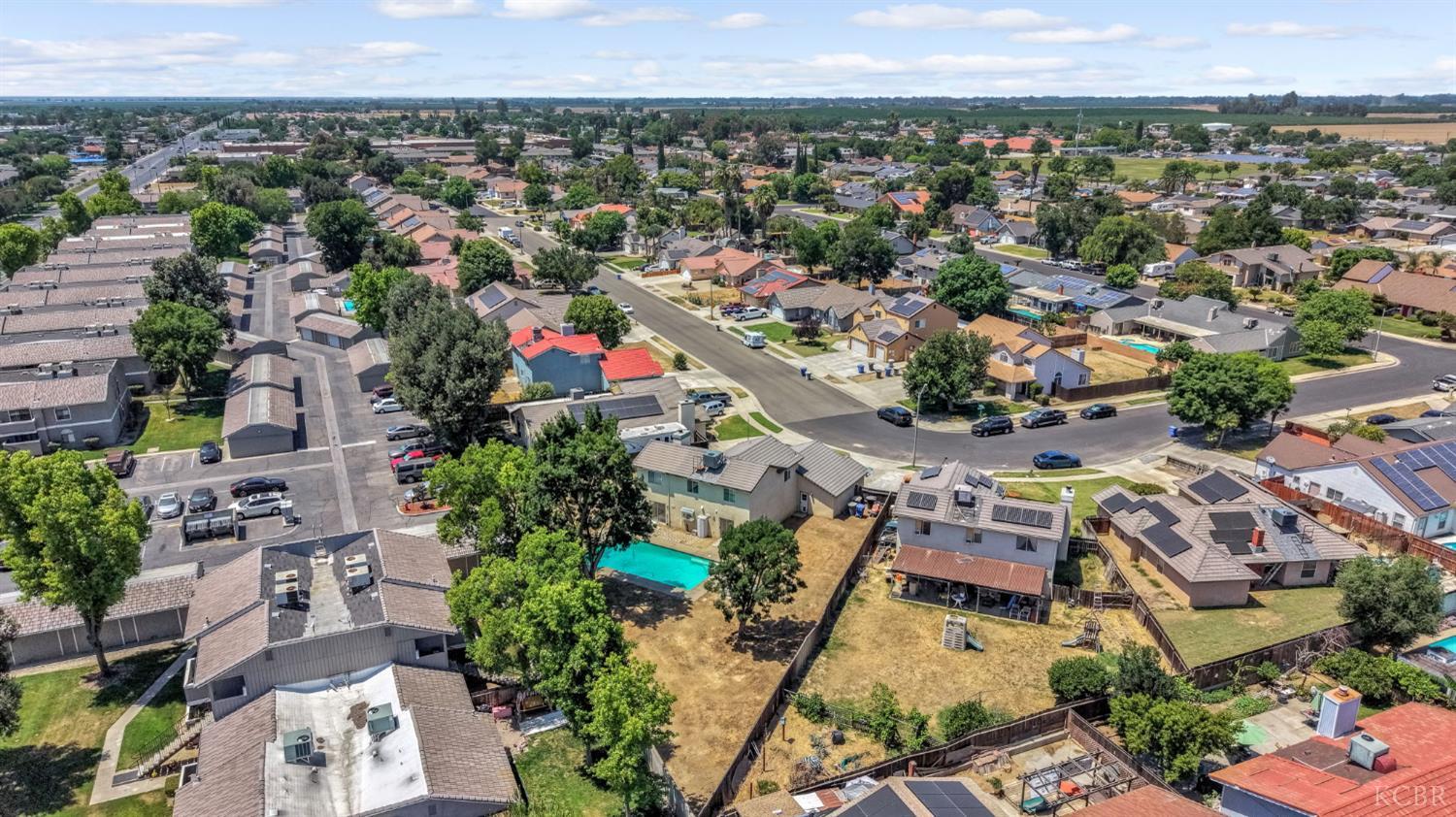 717 E Spring Ln, Lemoore, CA 93245