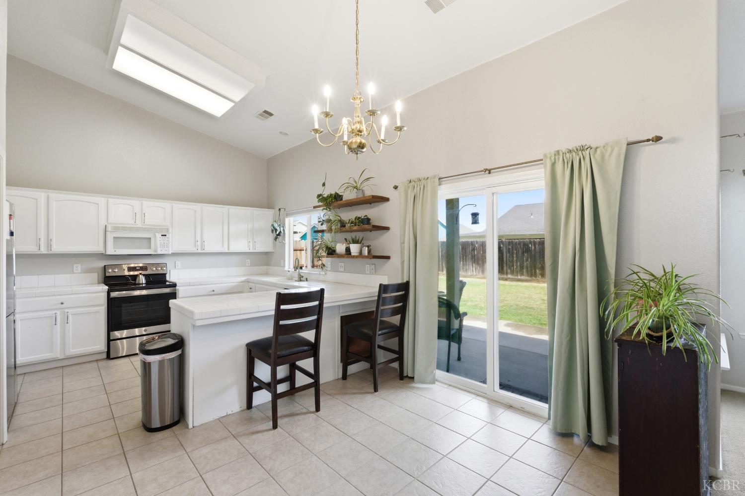 1644 Butternut St, Lemoore, CA 93245