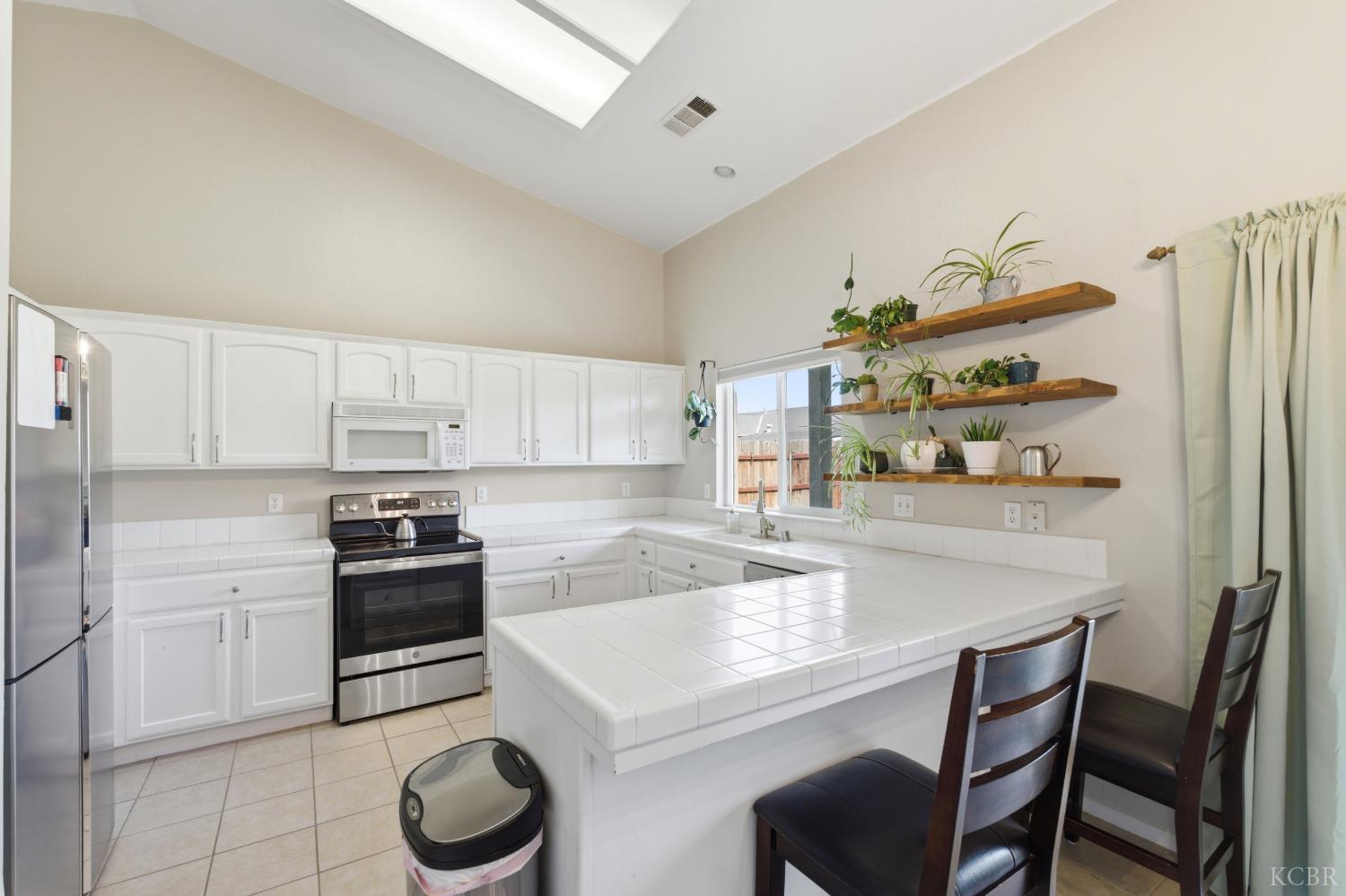 1644 Butternut St, Lemoore, CA 93245