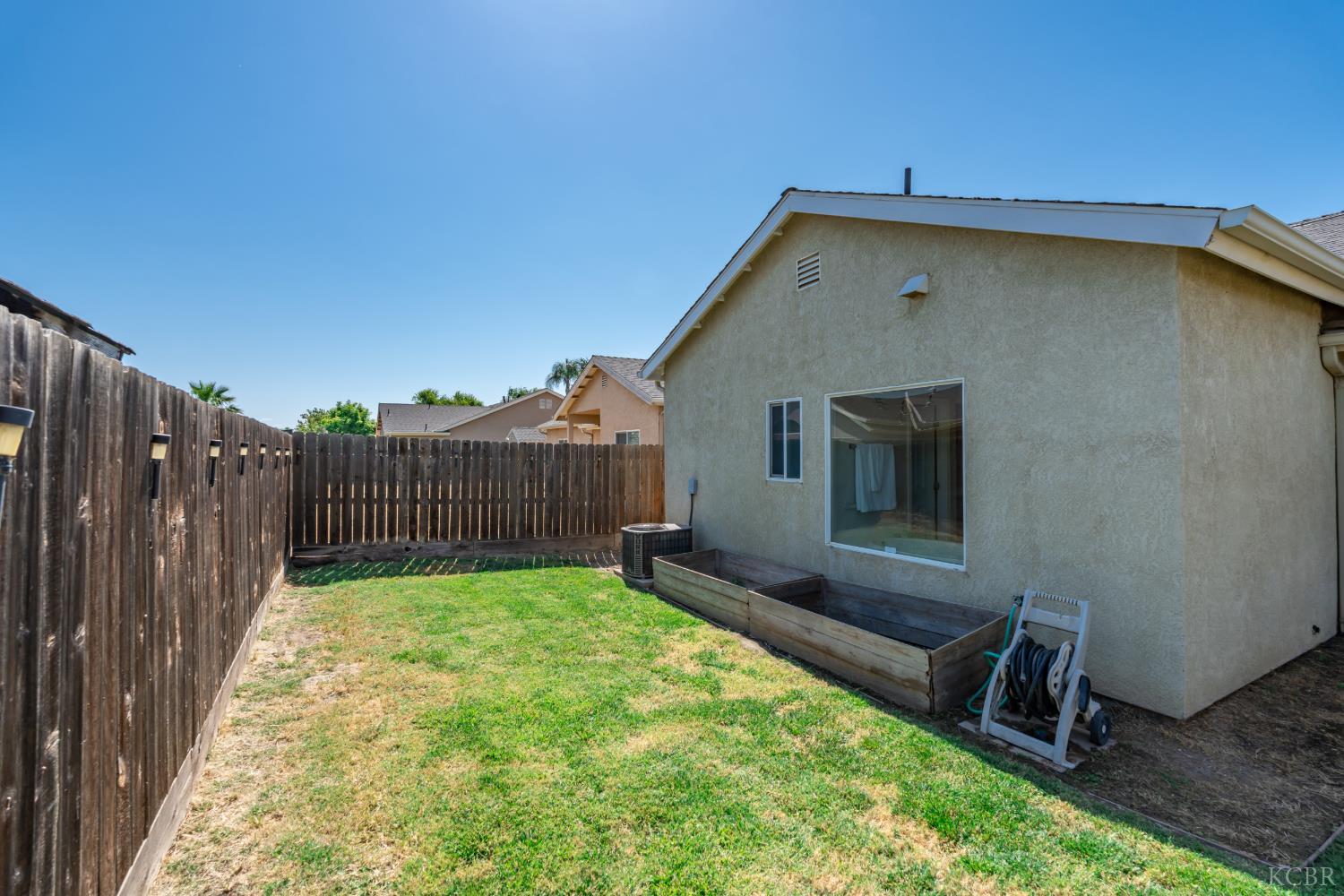 1644 Butternut St, Lemoore, CA 93245