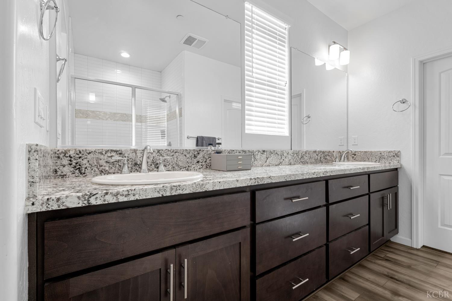 2515 Muscat Street, Hanford, CA 93230
