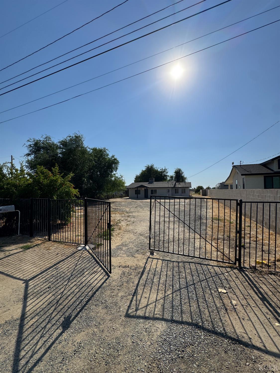 7347 Road 134, Earlimart, CA 93219