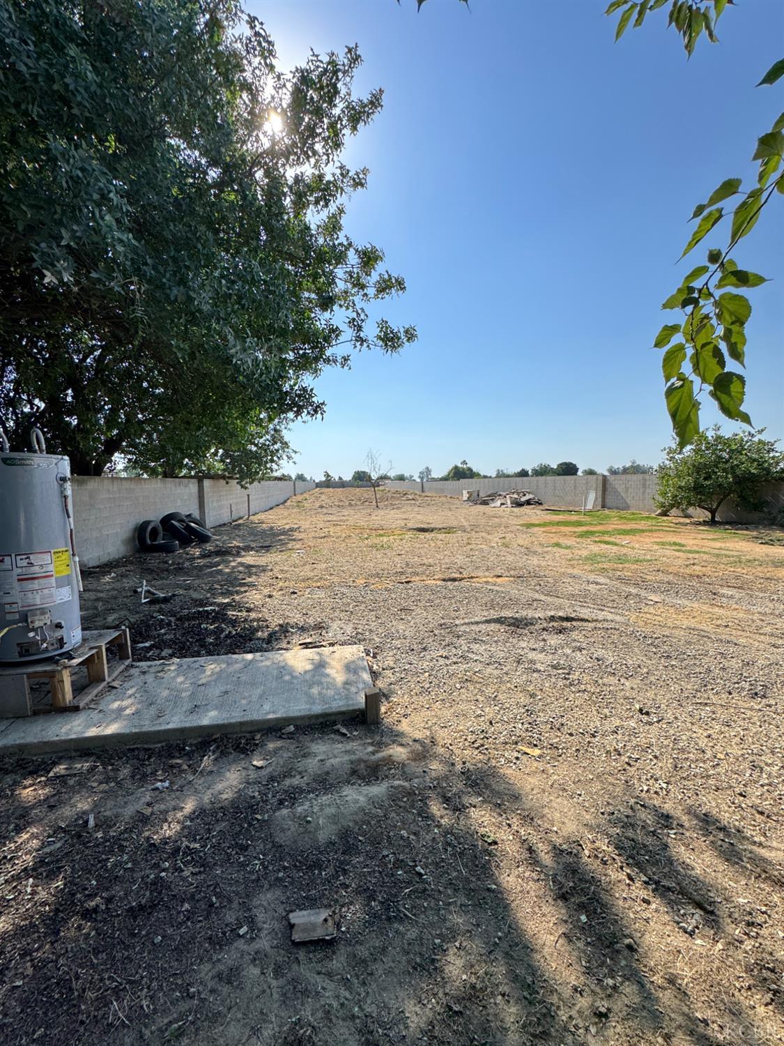 7347 Road 134, Earlimart, CA 93219