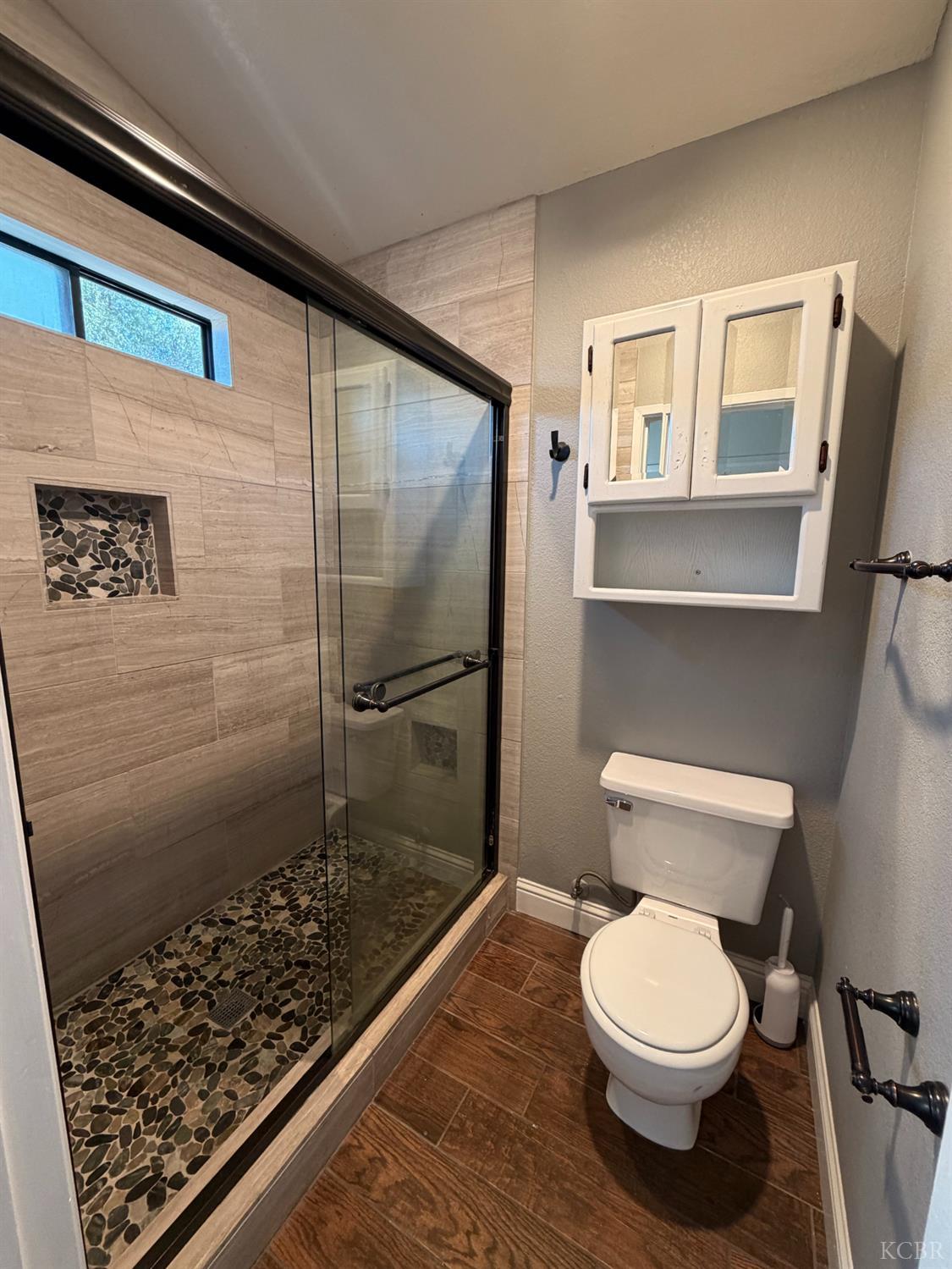 2319 Aspen St, Hanford, CA 93230