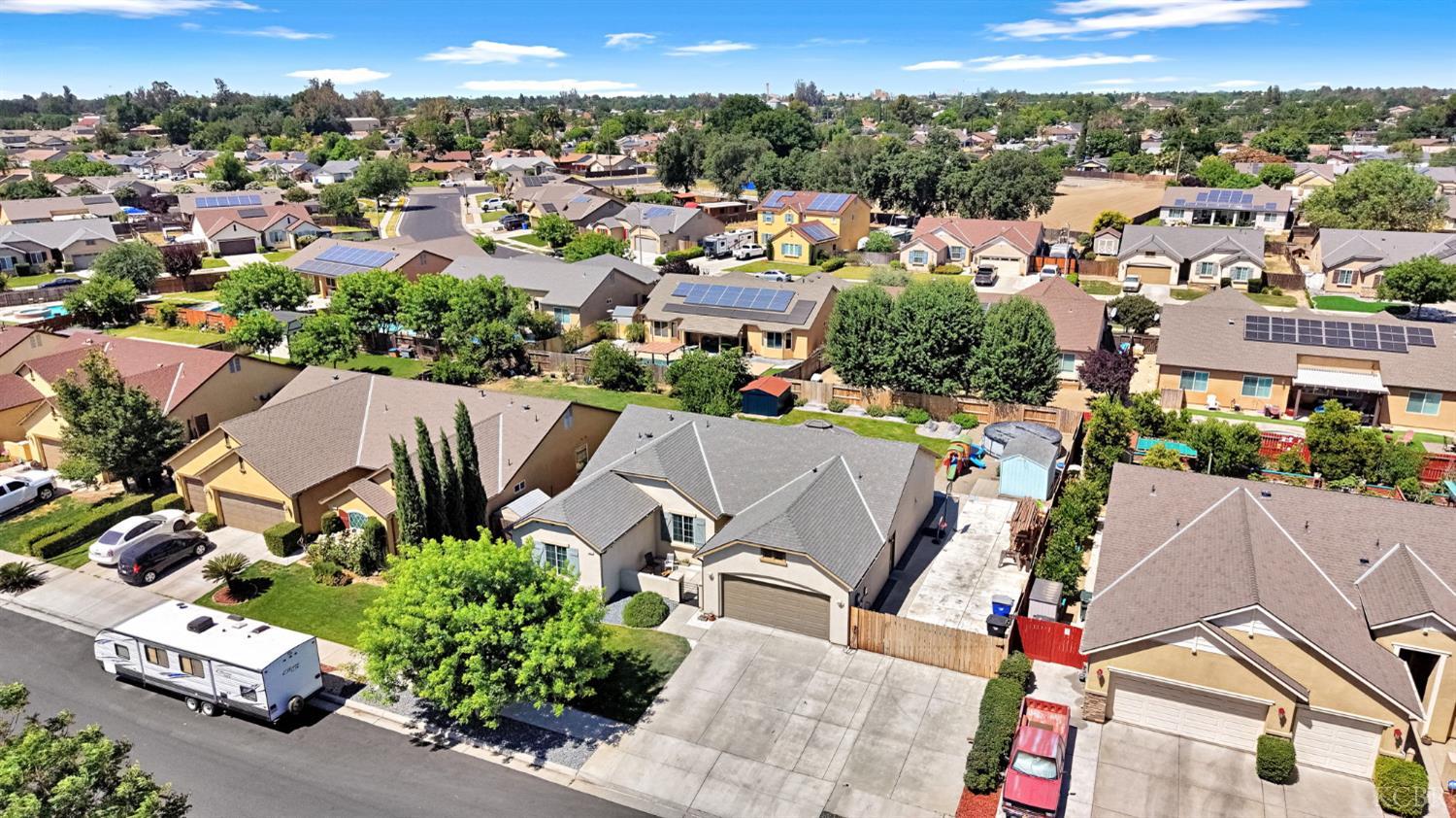 889 Legend Dr, Lemoore, CA 93245