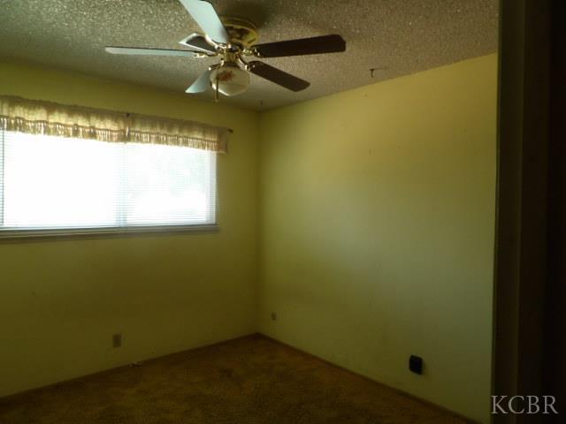 49 Vine, Lemoore, CA 93245