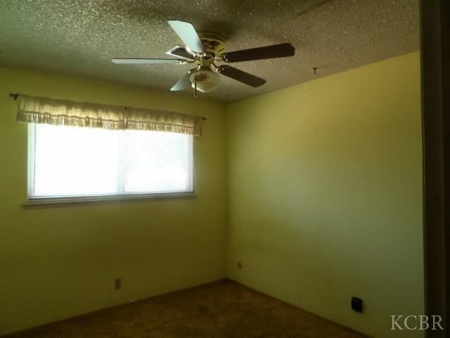 49 Vine, Lemoore, CA 93245