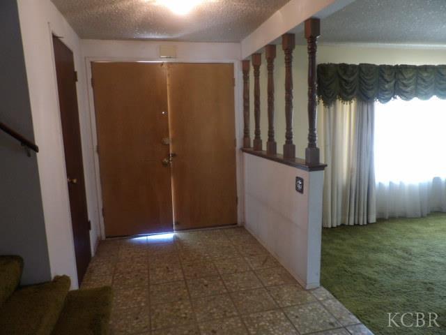 49 Vine, Lemoore, CA 93245