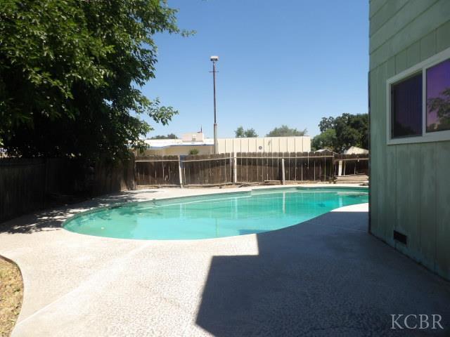 49 Vine, Lemoore, CA 93245