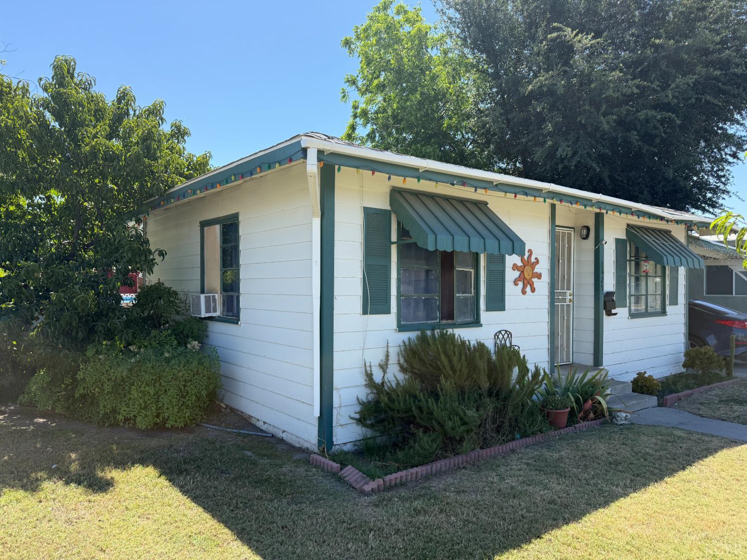 1425 Letts Ave, Corcoran, CA 93212