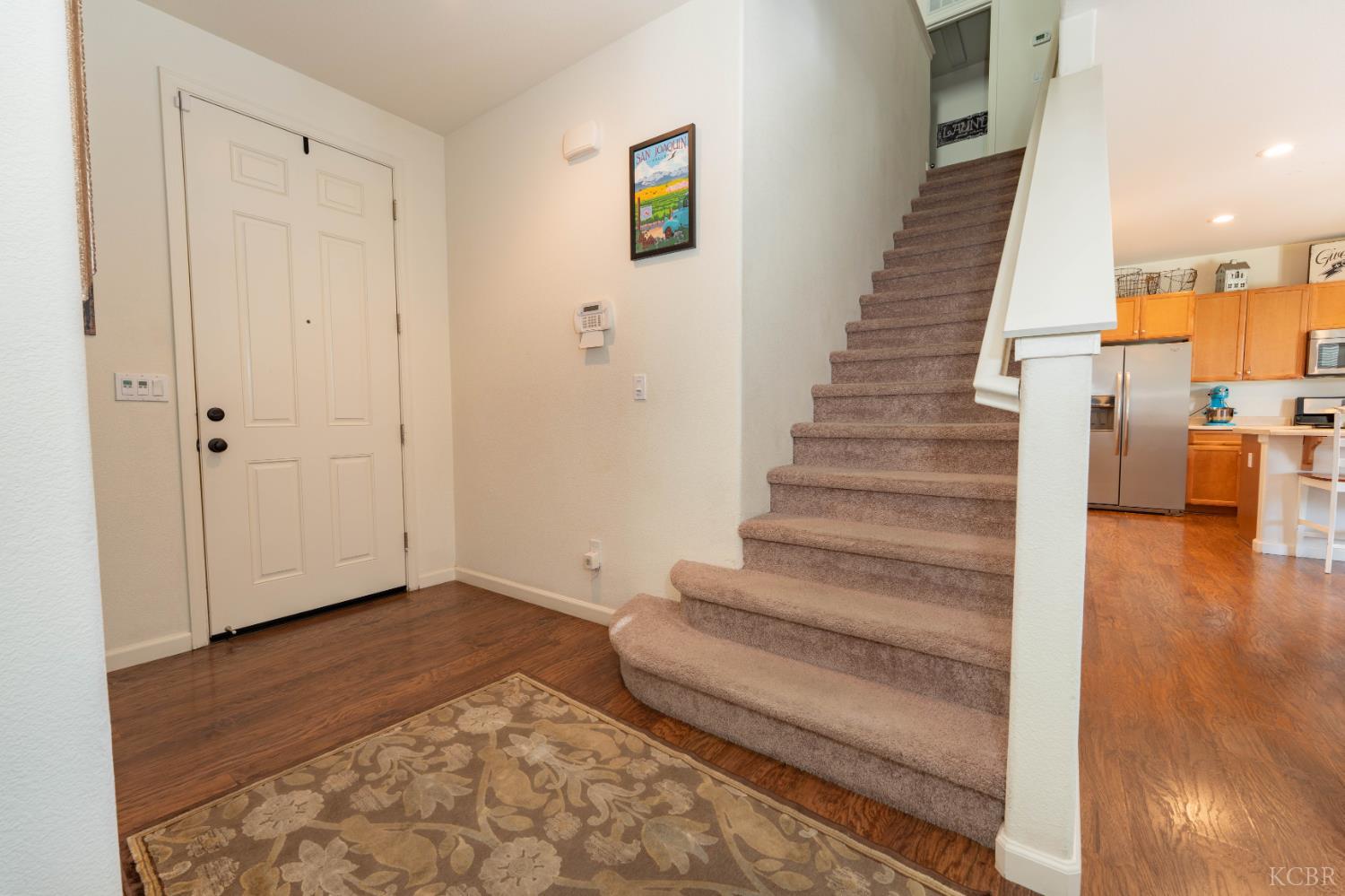 2335 W FLAGSTAFF Ct, Visalia, CA 93291