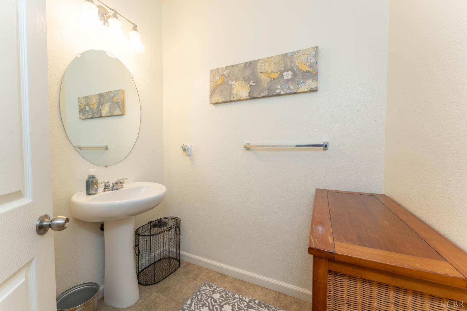 2335 W FLAGSTAFF Ct, Visalia, CA 93291