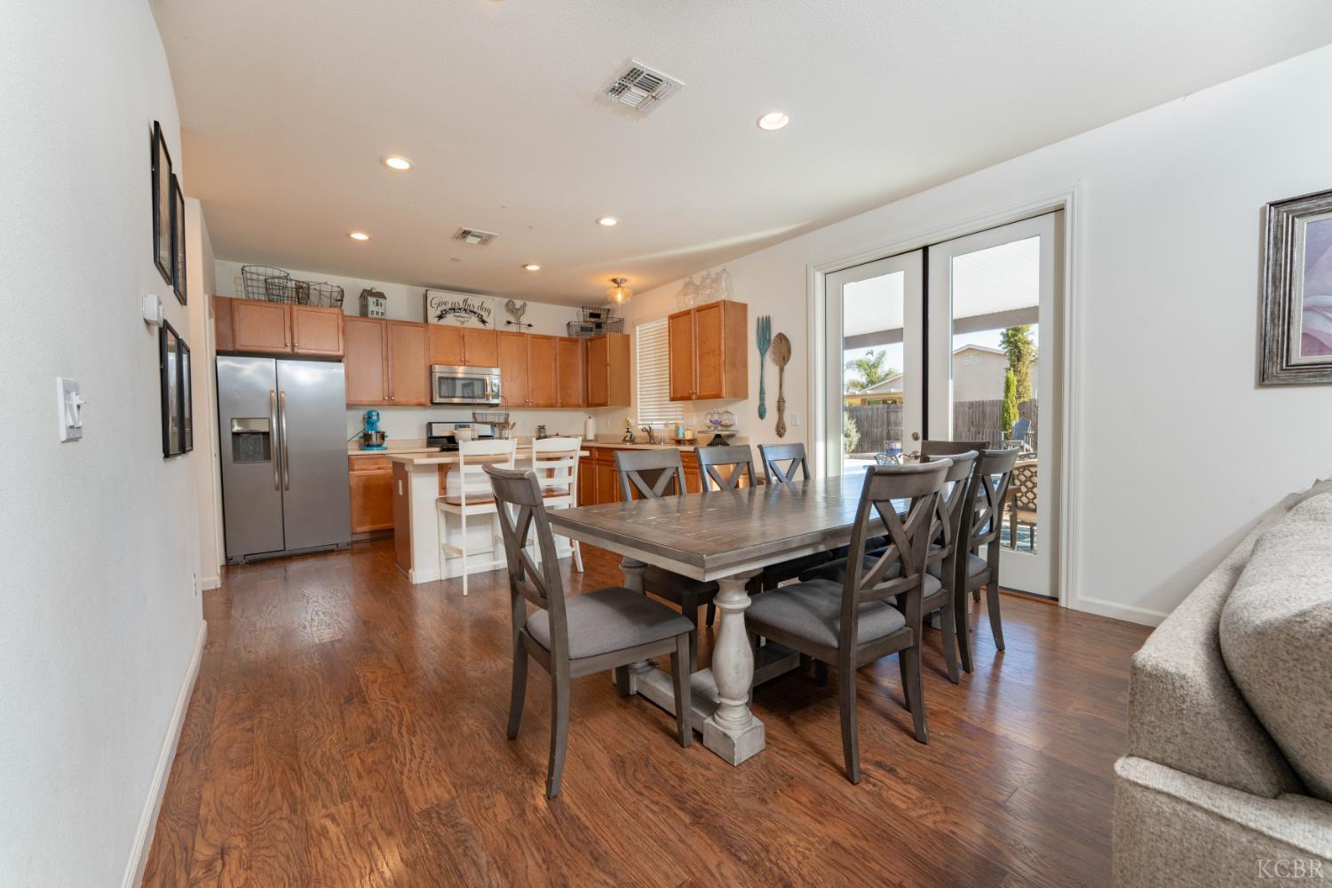 2335 W FLAGSTAFF Ct, Visalia, CA 93291