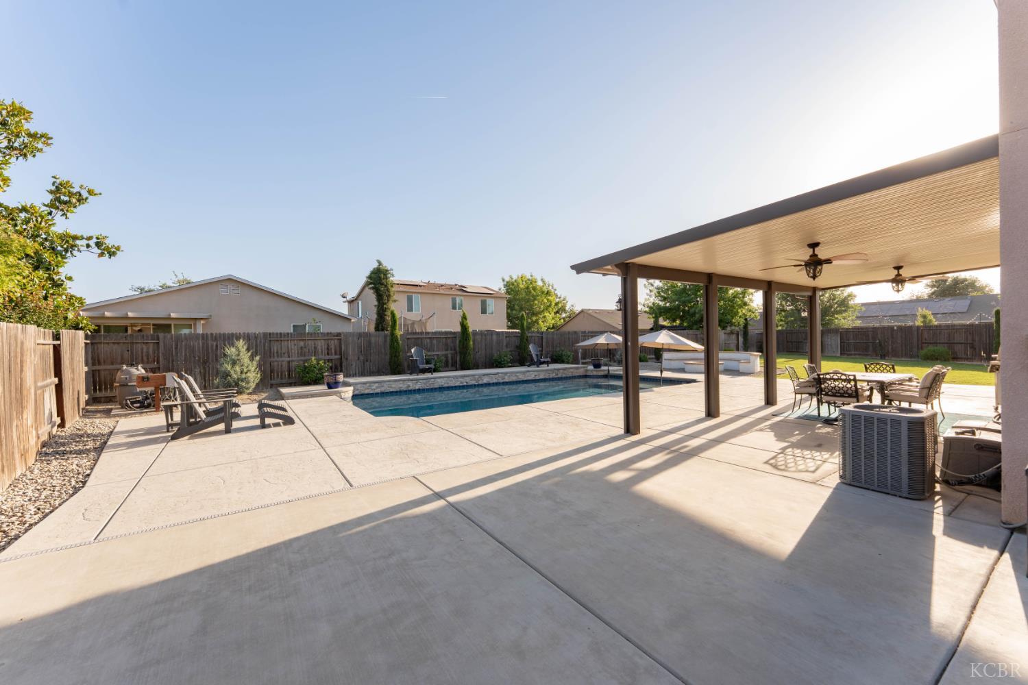 2335 W FLAGSTAFF Ct, Visalia, CA 93291