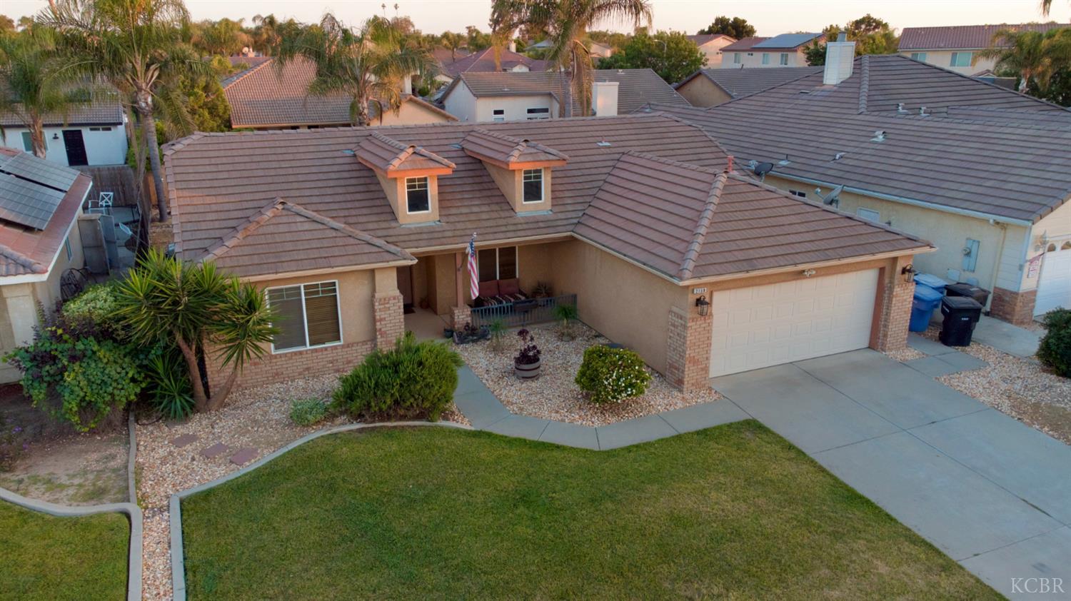 2159 Charlie Chambers Dr, Hanford, CA 93230